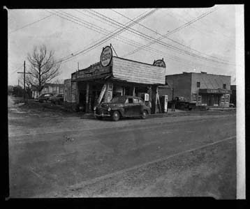 Horatio Thompson's gas stations